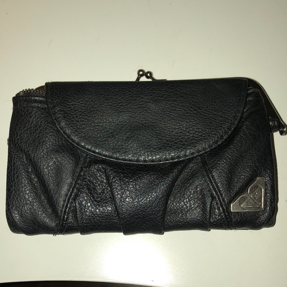 ROXy wallet clutch